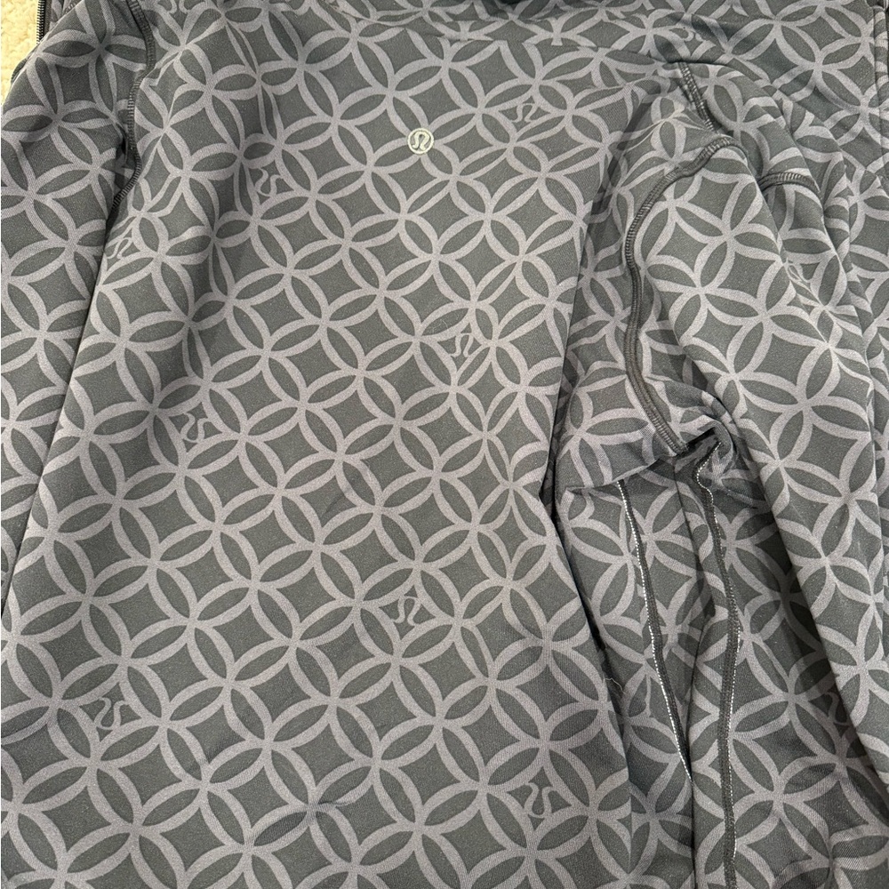 Women's Patterned Jacket - Picture 5 of 5
